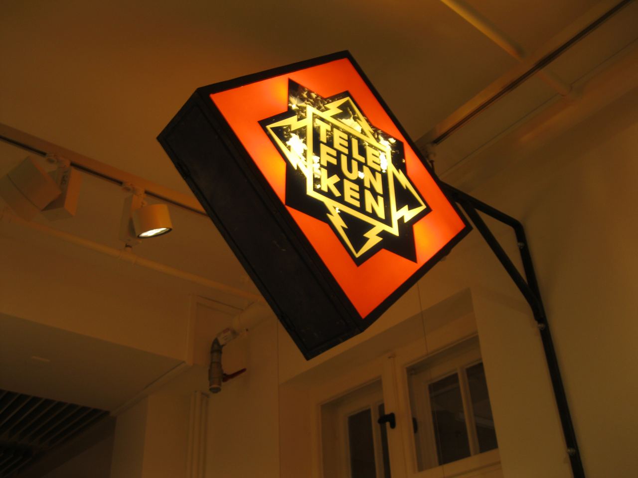 все связанное с телефонами и радио image preview