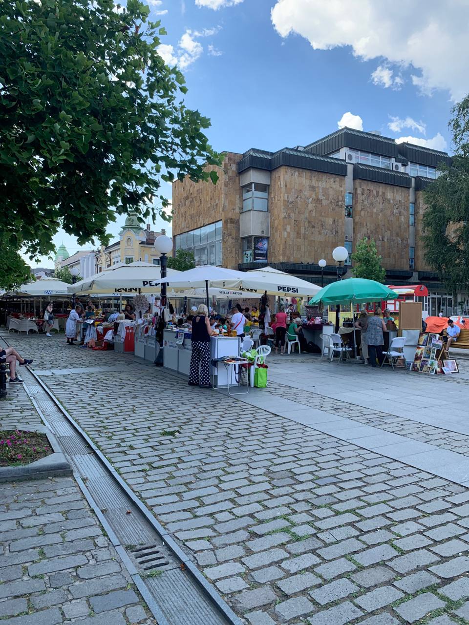 живой спот в центре улицы – что происходит? image preview